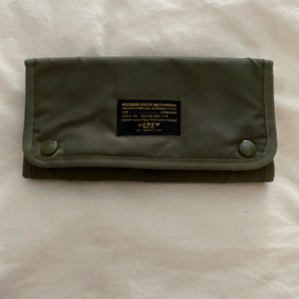 Travel document clutch